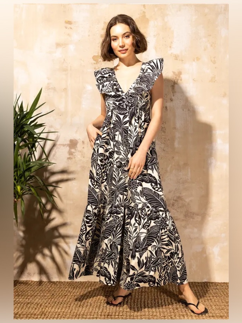 NWT Mott50 Serena ruffle v neck maxi dress moonlit tropics sz lg